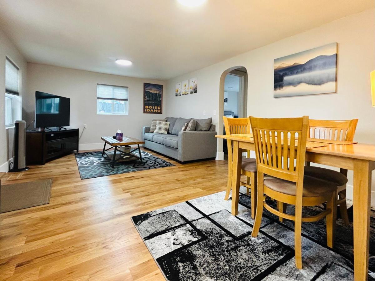Little Blue Bungalow: Pet-friendly Oasis Near Bsu And Downtown Holiday home Boise