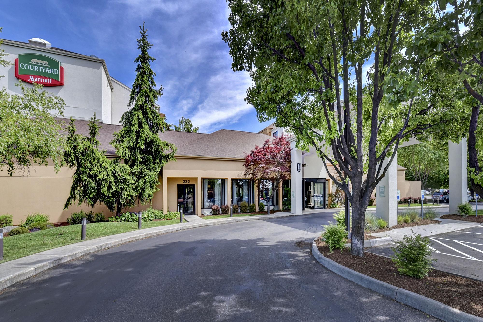 Hotel Courtyard Downtown Boise