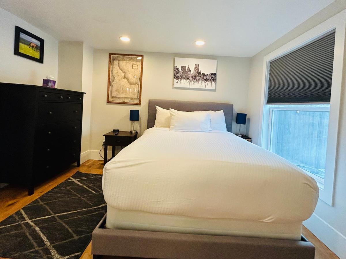 Little Blue Bungalow: Pet-friendly Oasis Near Bsu And Downtown Holiday home *