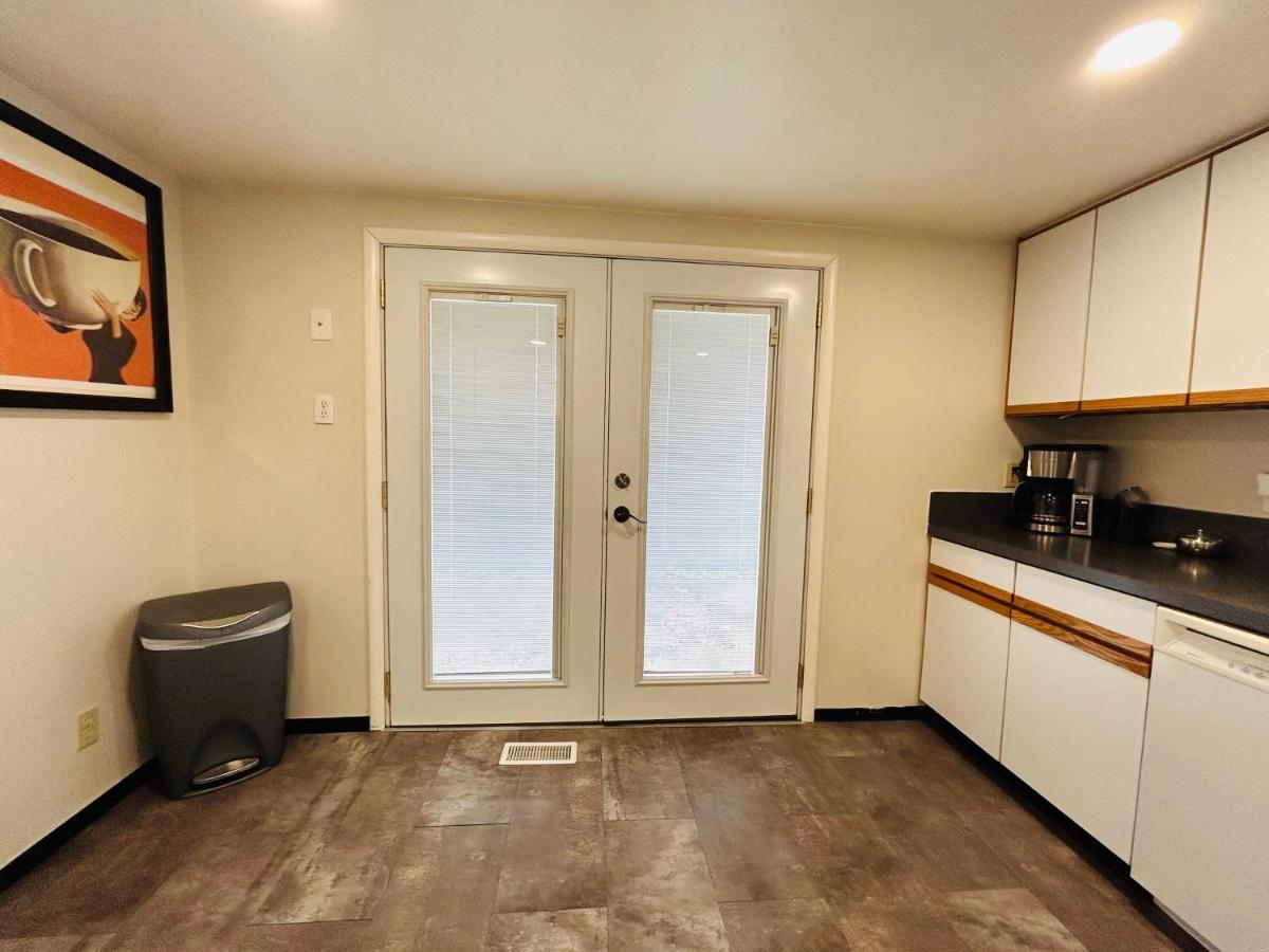 Holiday home Little Blue Bungalow: Pet-friendly Oasis Near Bsu And Downtown