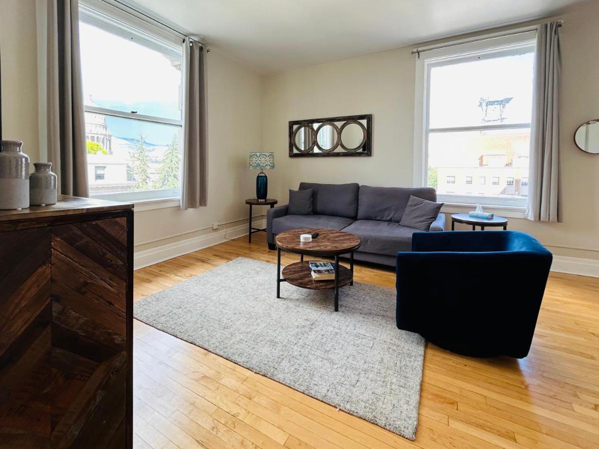 Downtown Digs: Urban Views & Posh Amenities Boise