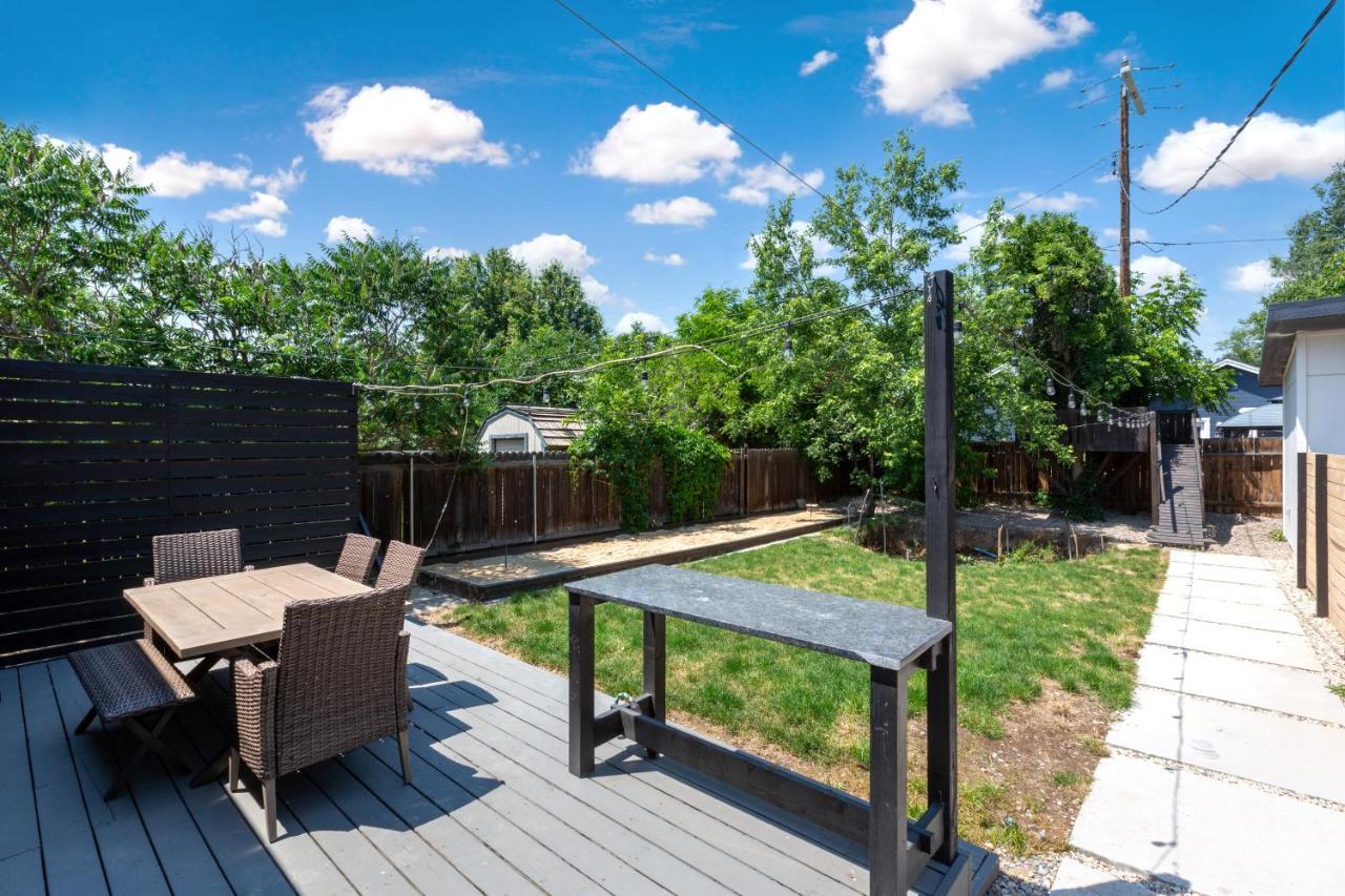 Off-broadway - Modern Woutdoor Haven *