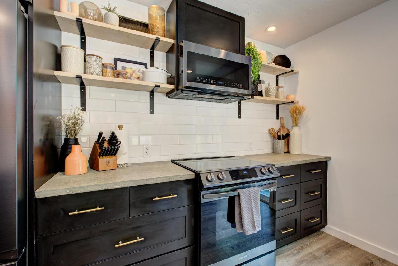 Off-broadway - Modern Woutdoor Haven * Boise