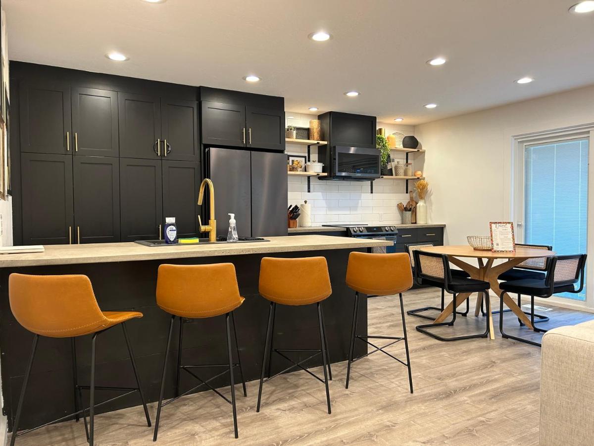 Holiday home Off-broadway - Modern Woutdoor Haven
