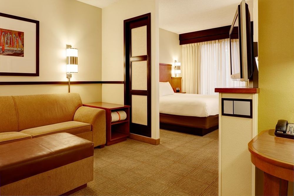 Hyatt Place Boise/towne Square Hotel 3*