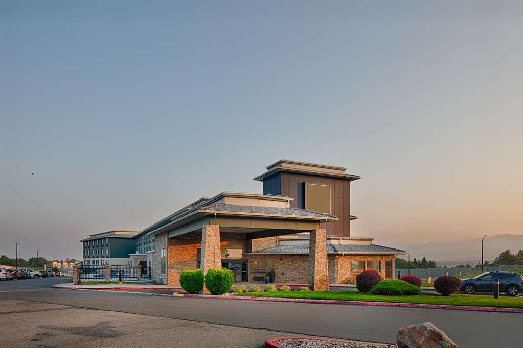 28 Airport, Ascend Collection Hotel 3*