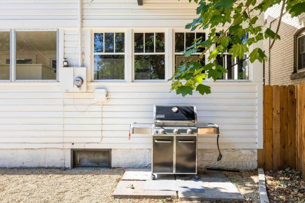 Downtown With Geothermal Hot Spring Holiday home *
