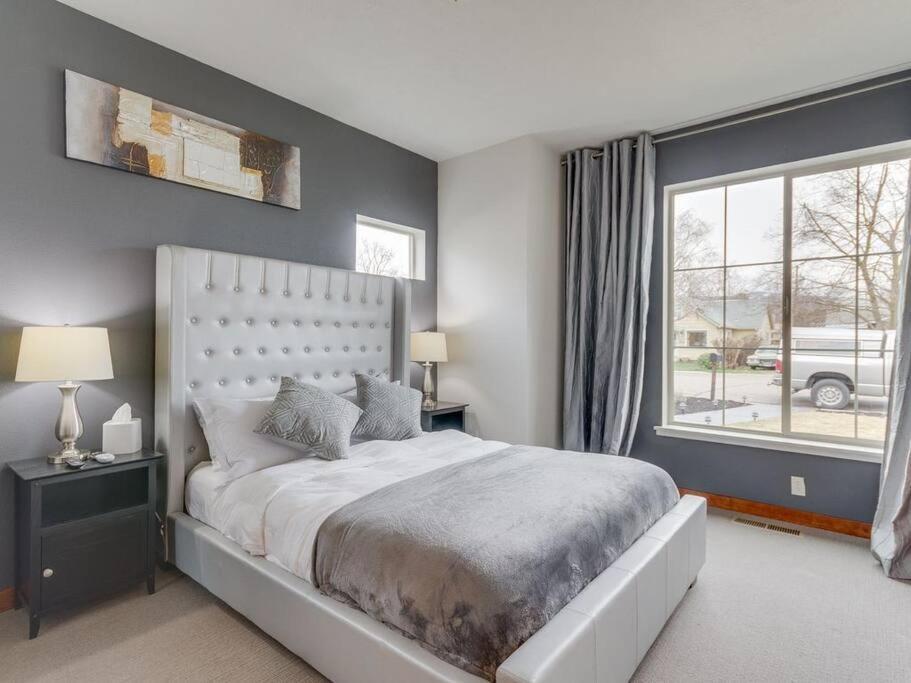 Holiday home Brand New Downtown Modern 5 Beds, 3 Full Baths Vermont Avenue, Boise