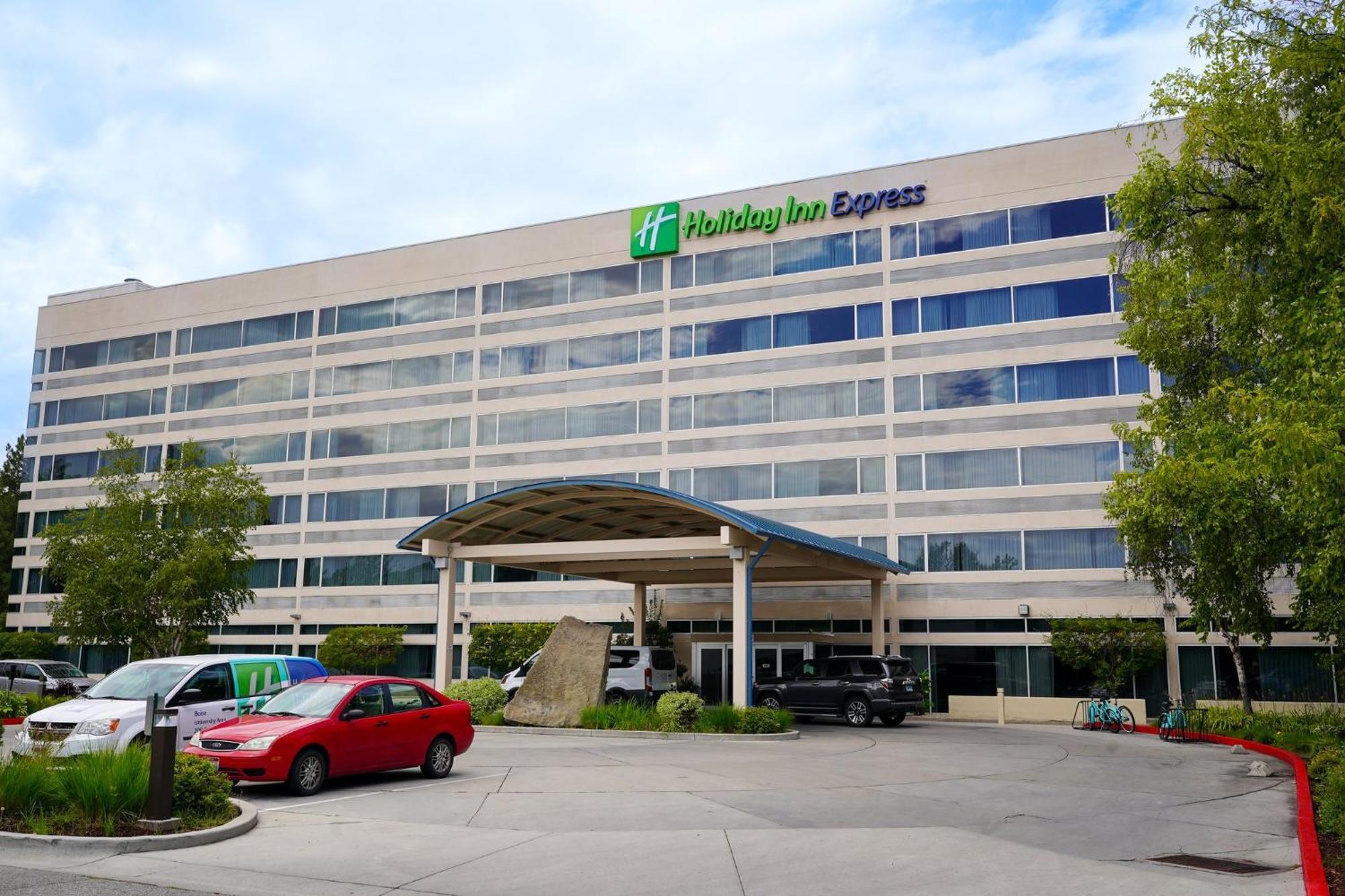 Hotel Express Downtown By Ihg