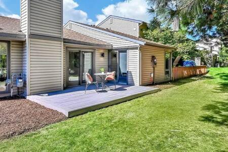 View Foothills Holiday home