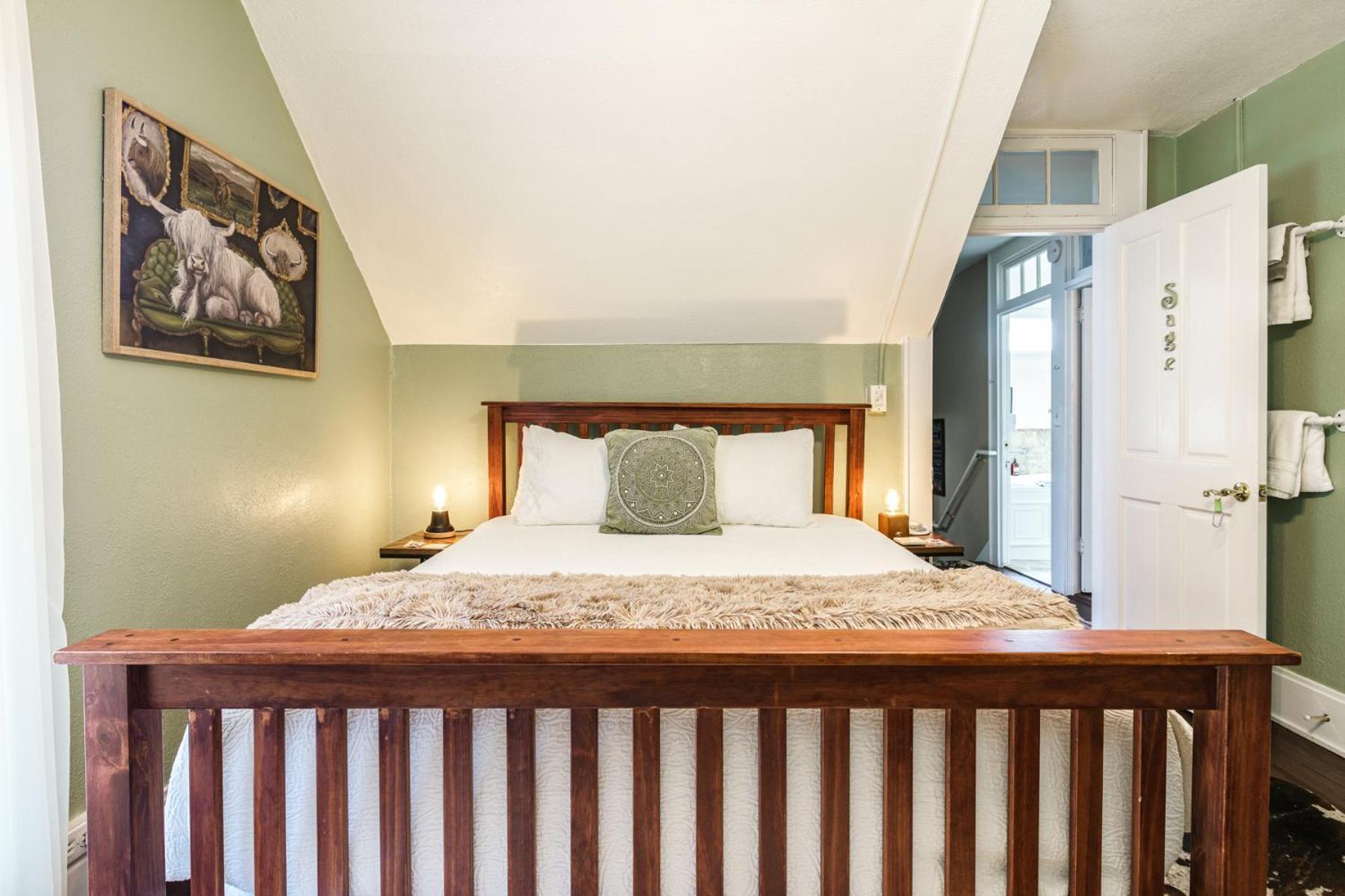Franklin House Bed & Breakfast