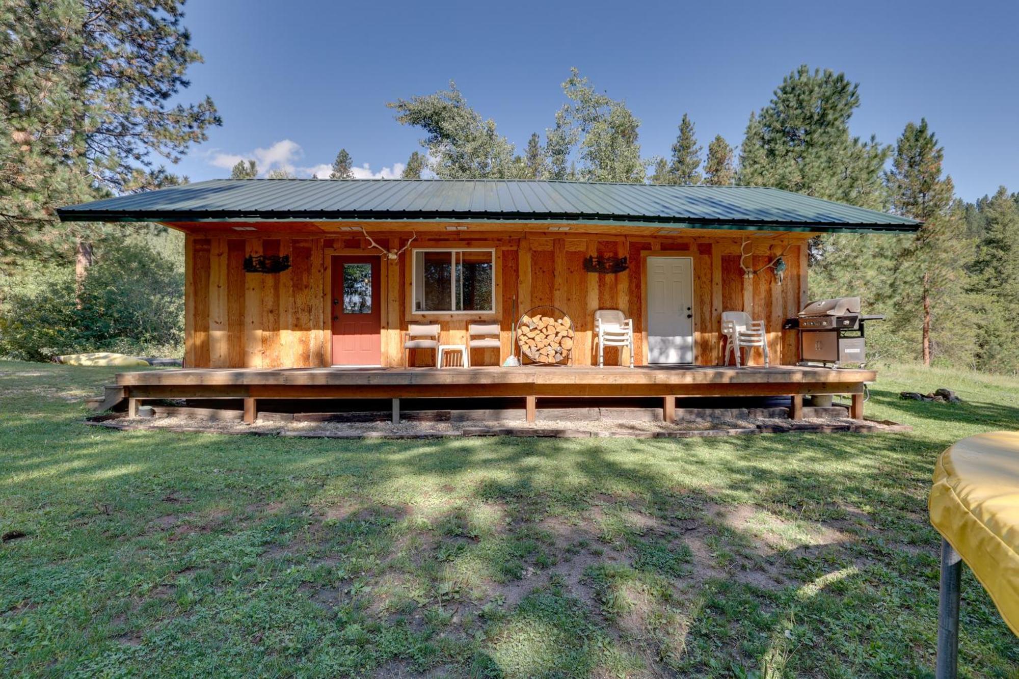 Cozy Countryside In Robie Creek Park!
