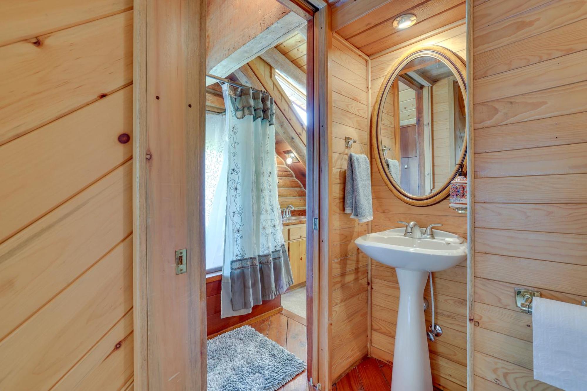 Holiday home Mountain With Pool At Flowing Springs Ranch!