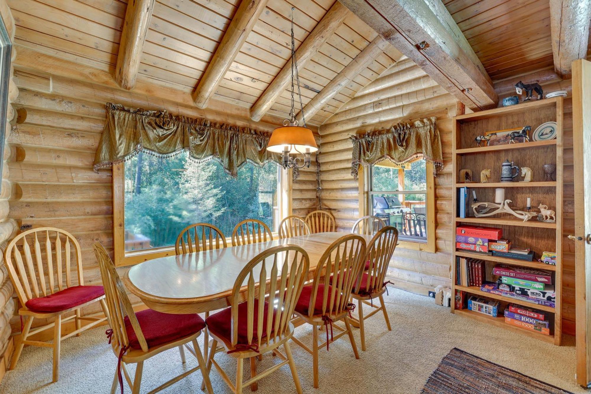 Mountain With Pool At Flowing Springs Ranch!