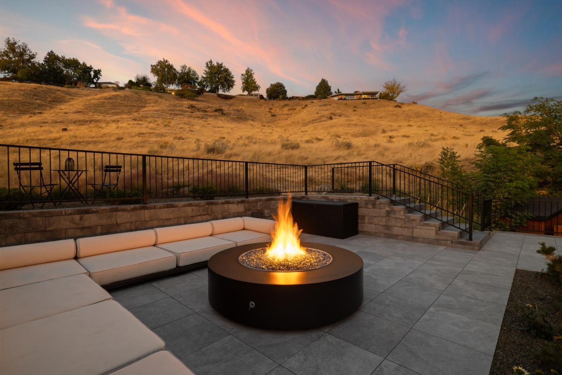 Holiday home Lux North End Home: Heated Pool/fire Pit/theatre Boise