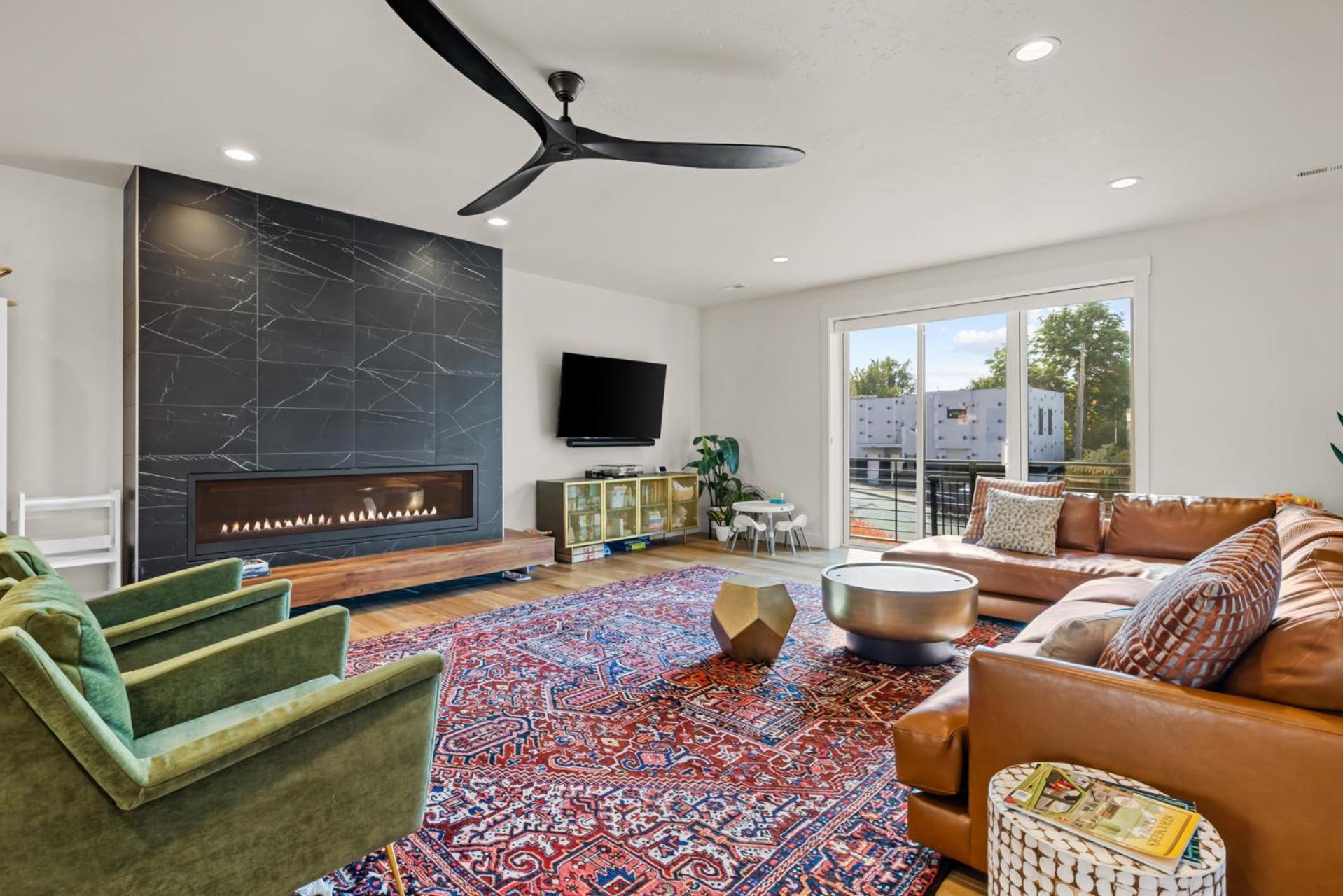 Lux North End Home: Heated Pool/fire Pit/theatre Boise