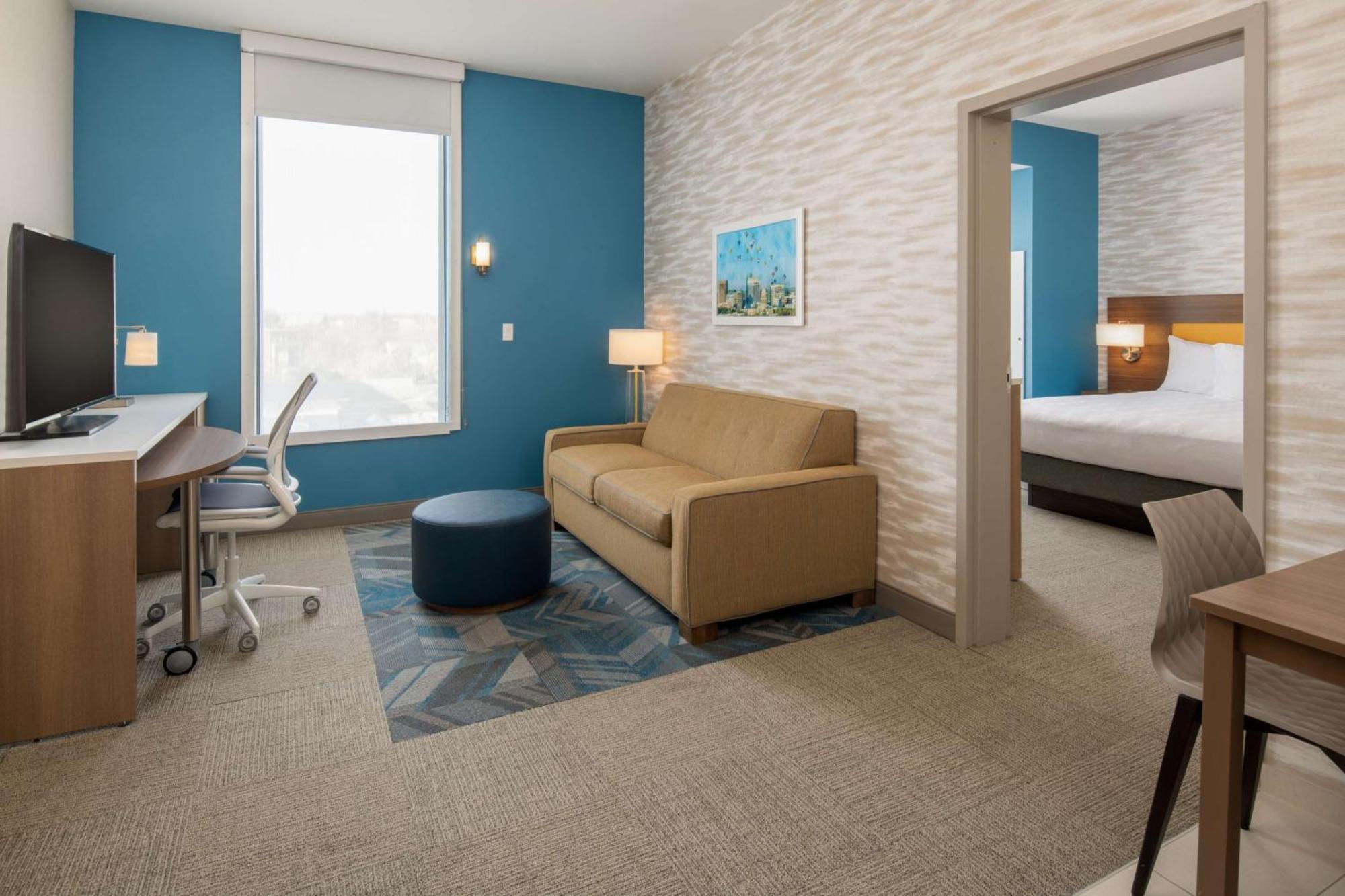 Hotel Home2 By Hilton Downtown