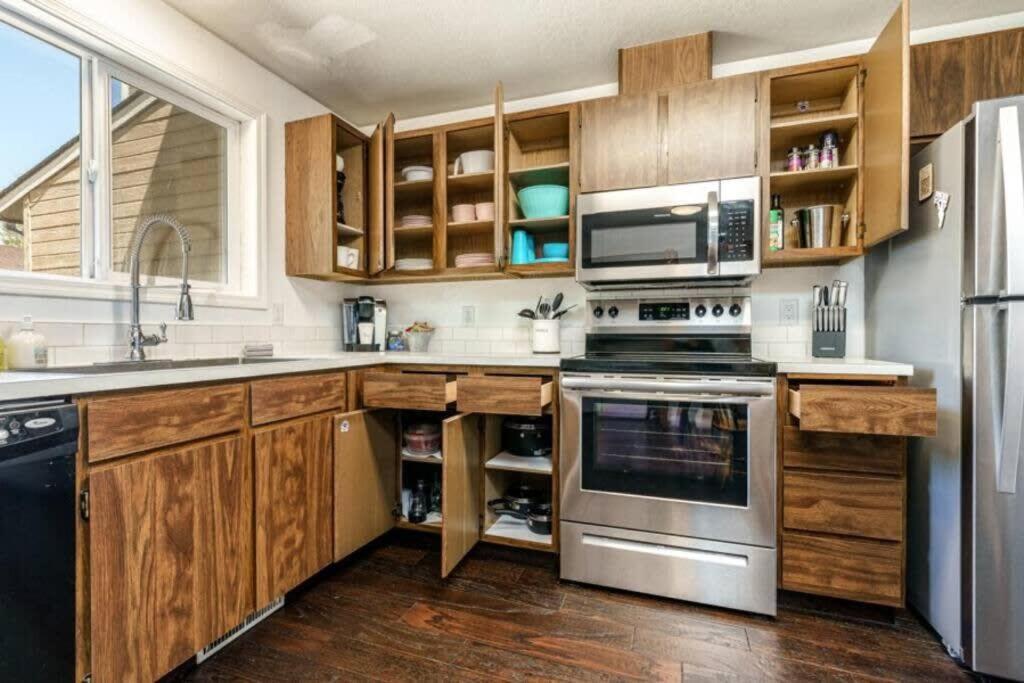 Holiday home #stayinmydistrict Cozy Townhouse *