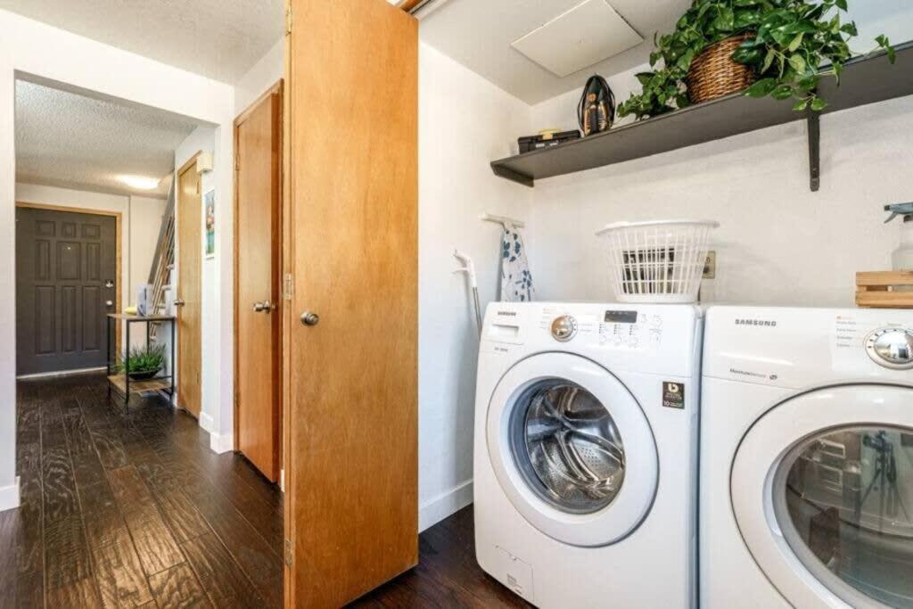 Holiday home #stayinmydistrict Cozy Townhouse *