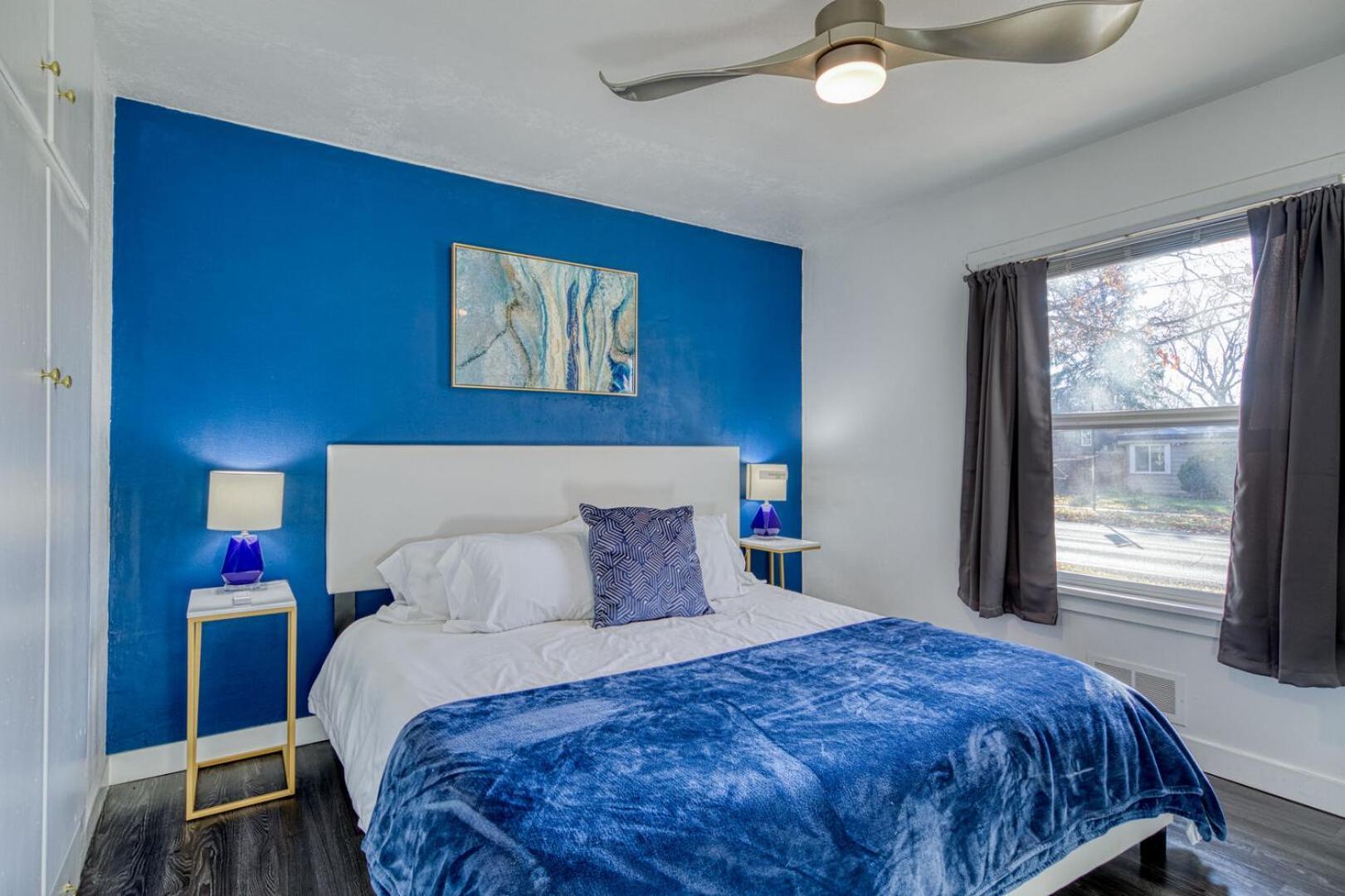 New Downtown On Bsu Campus 3 Beds Sleeps 6 Apartment