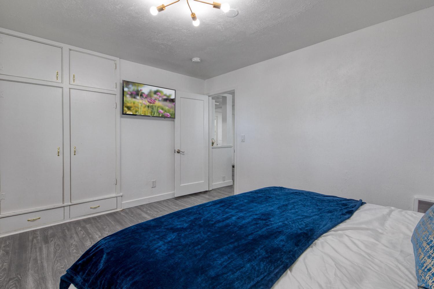 Apartment New Downtown On Bsu Campus 3 Beds Sleeps 6 Boise