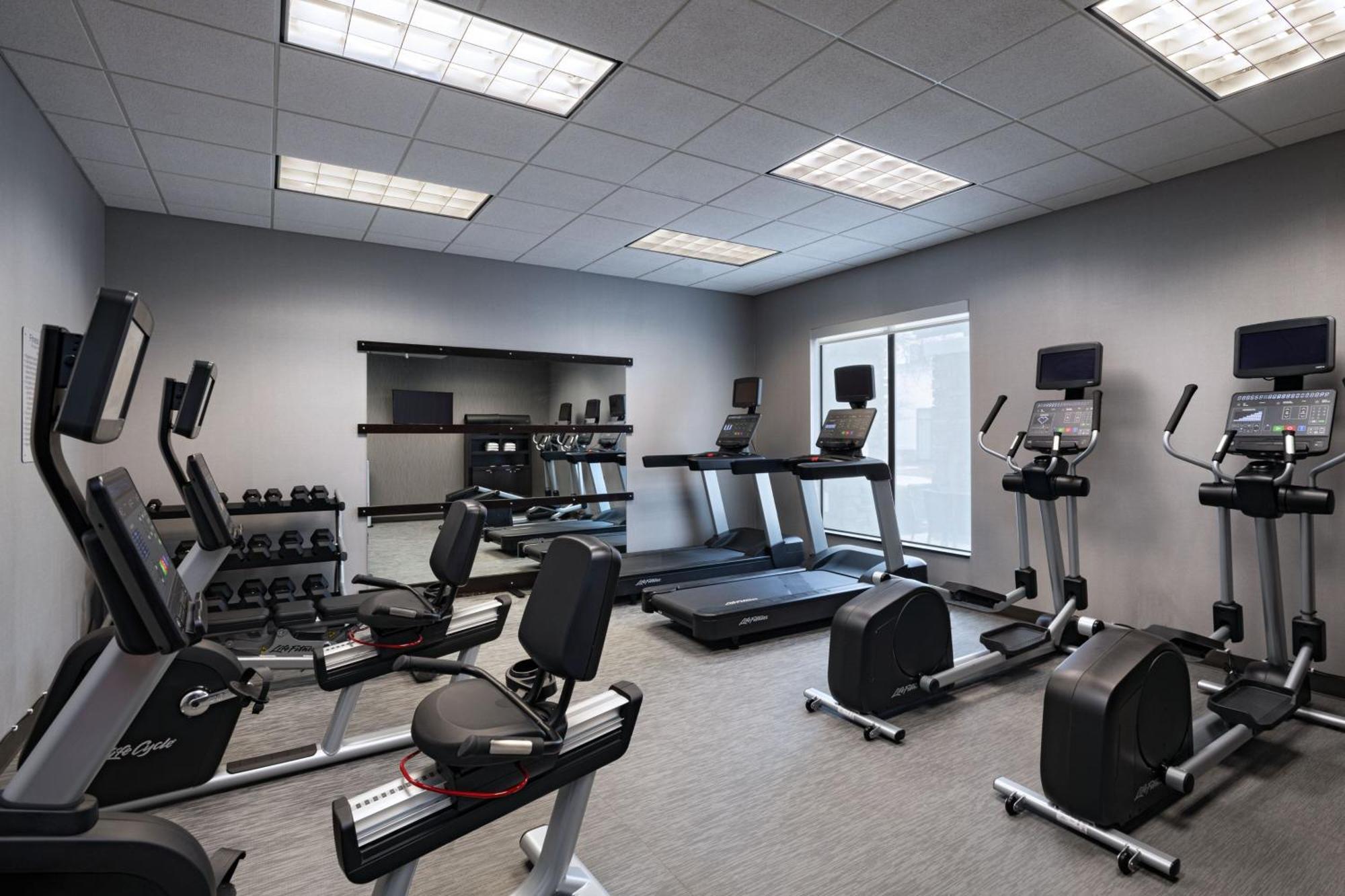 Courtyard By Marriott West/meridian Boise