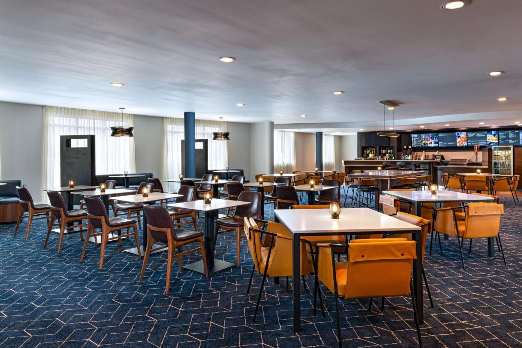 Courtyard By Marriott West/meridian