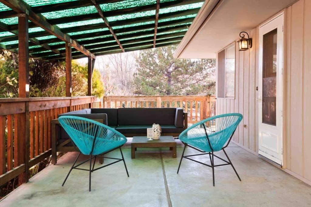 #stayinmydistrict Modern North End Hills Retreat * Boise