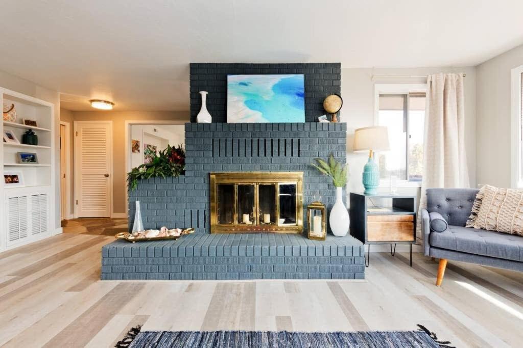 Holiday home #stayinmydistrict Modern North End Hills Retreat *
