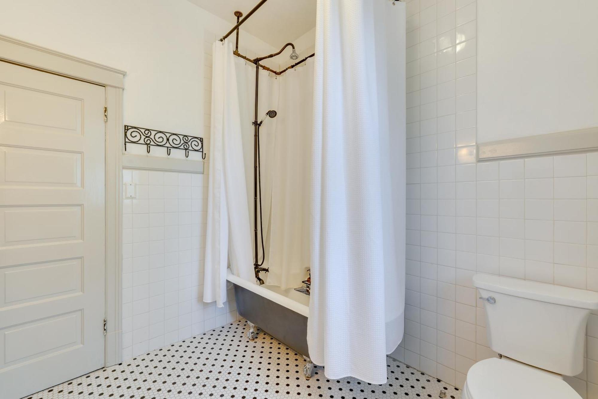 Mansion Close To Dtwn, River And Bsu! Holiday home Boise