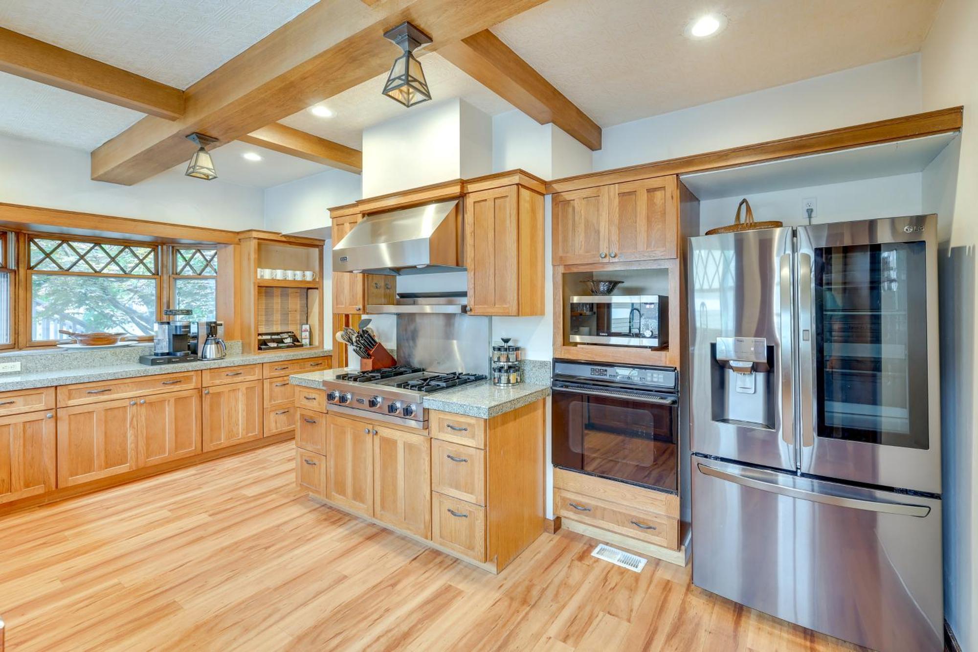 Mansion Close To Dtwn, River And Bsu! Holiday home Boise