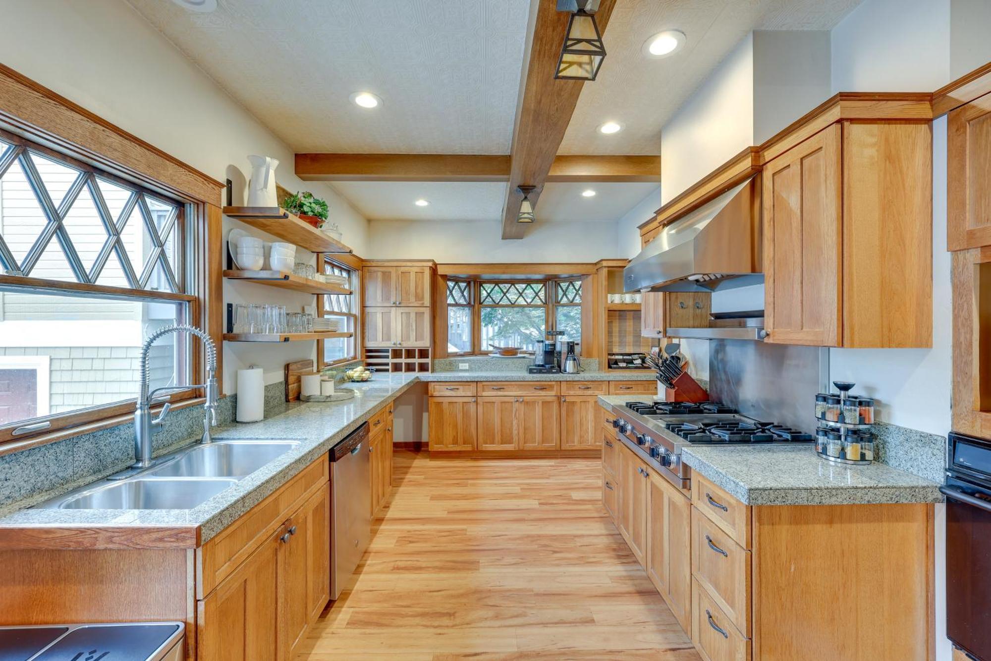 Mansion Close To Dtwn, River And Bsu! * Boise