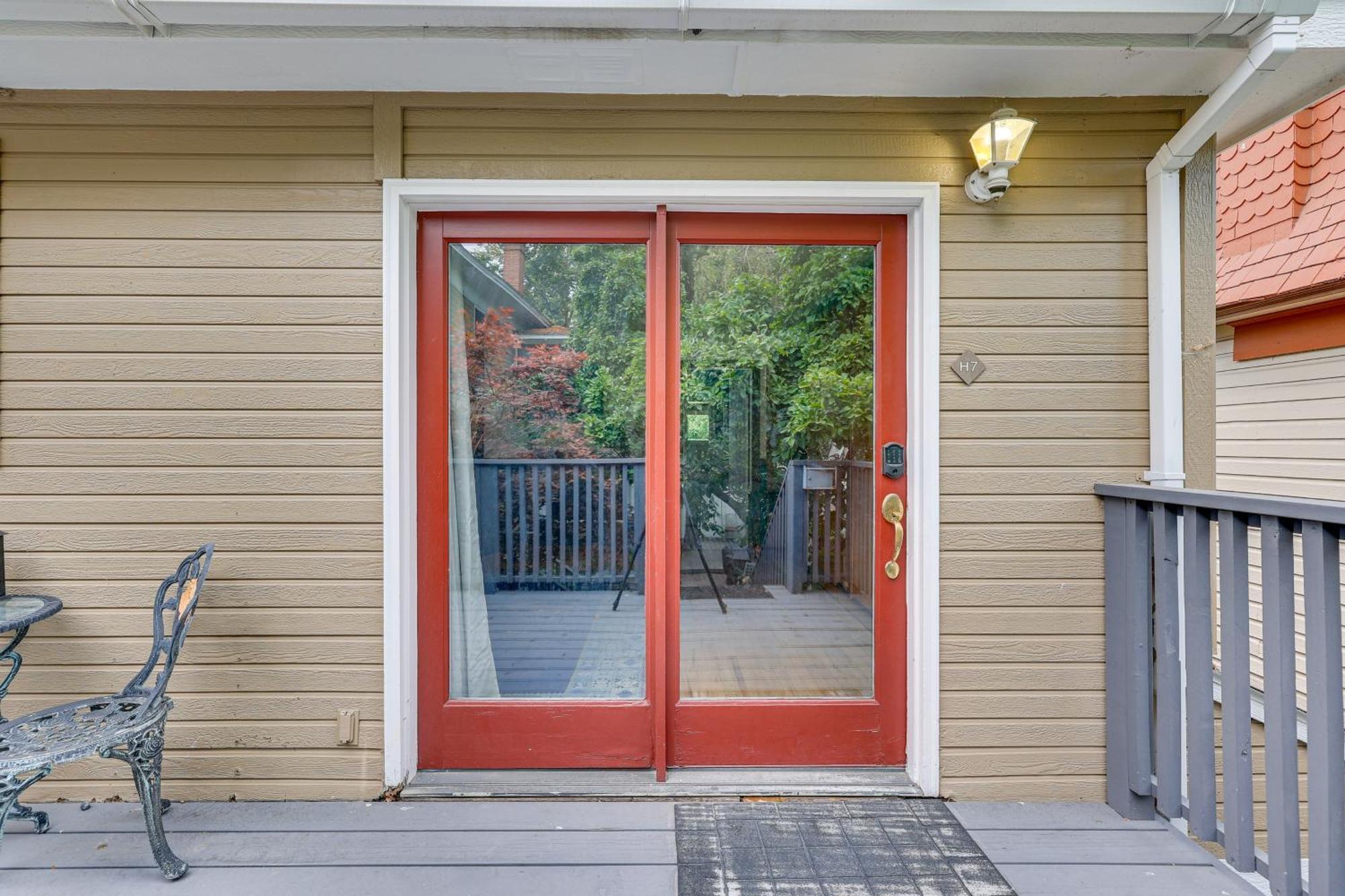 Apartment Historic With Courtyard, Blocks To Dtwn Boise
