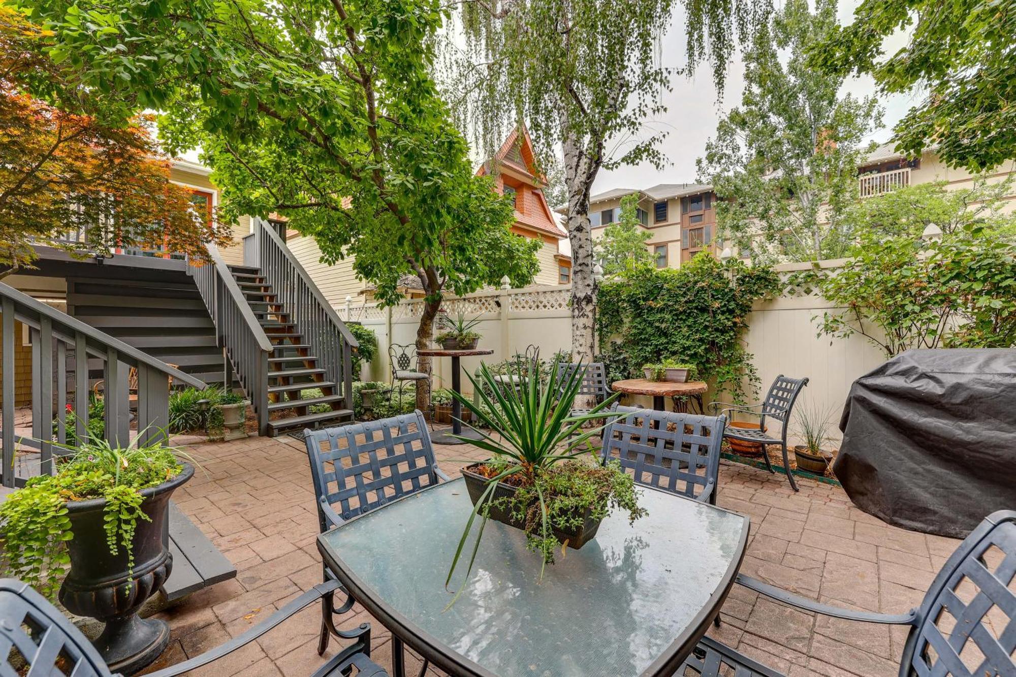 Historic With Courtyard, Blocks To Dtwn *