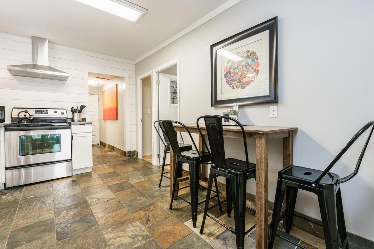 #stayinmydistrict Hyde Park Holiday home