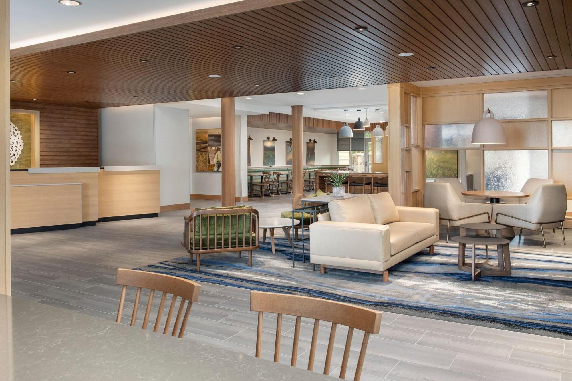 Fairfield & By Marriott West