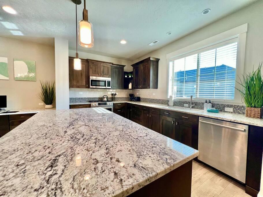Riverside Retreat-luxury Living Boise