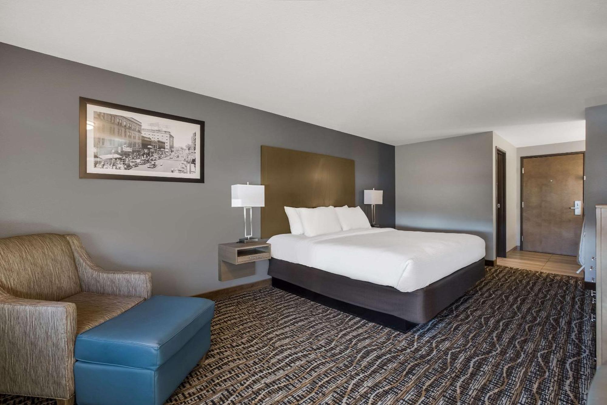 28 Airport, Ascend Collection Hotel 3*