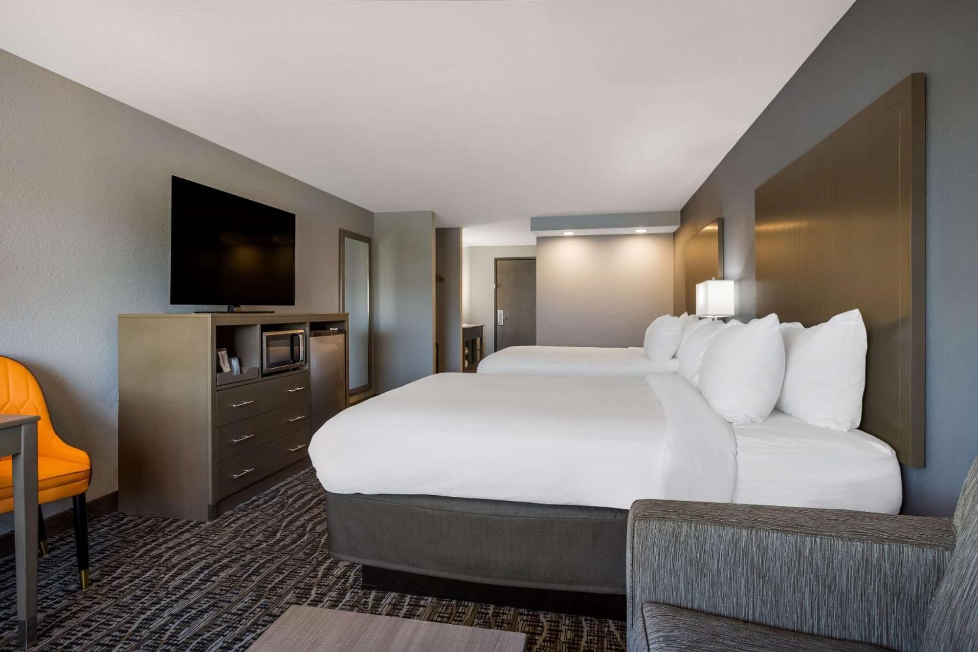 28 Airport, Ascend Collection Hotel Boise