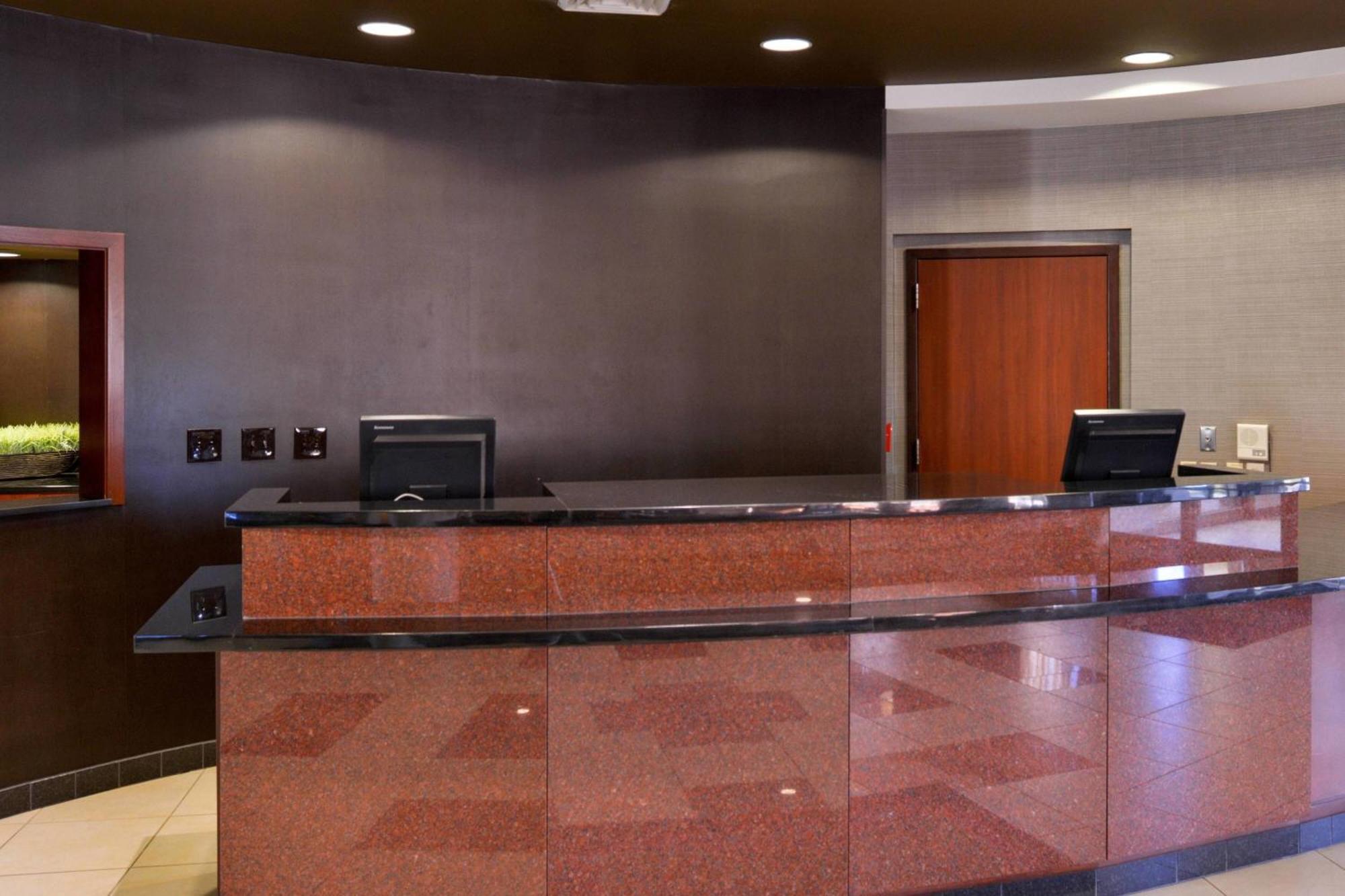 Hotel Courtyard By Marriott West/meridian Boise