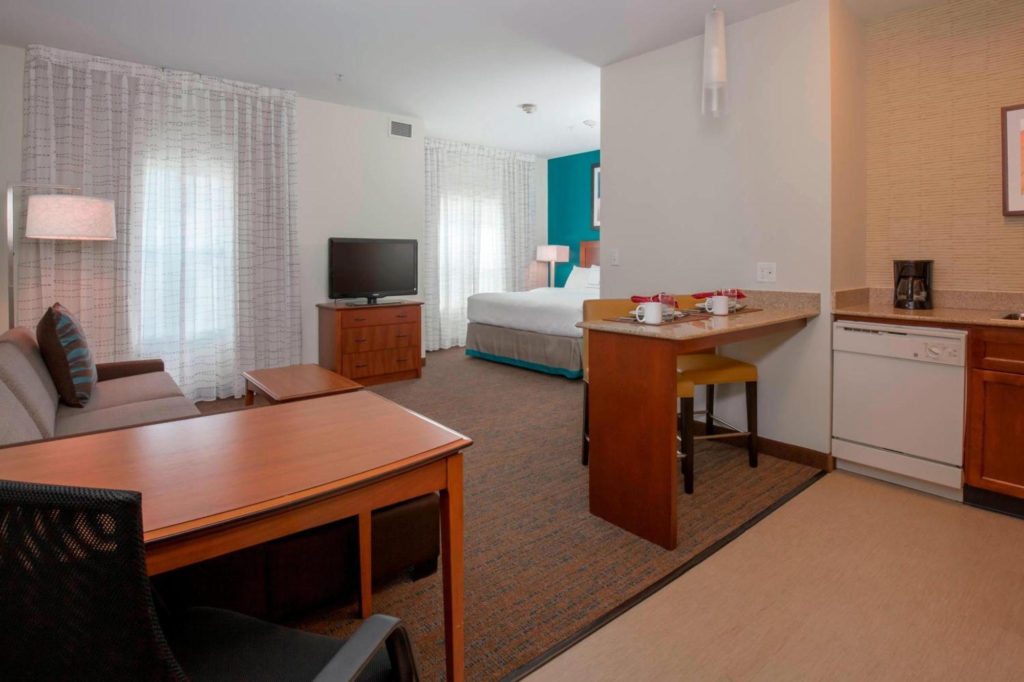 Hotel West
