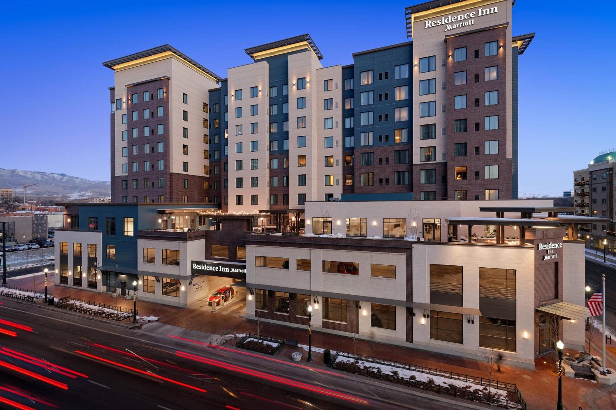 By Marriott Downtown Center