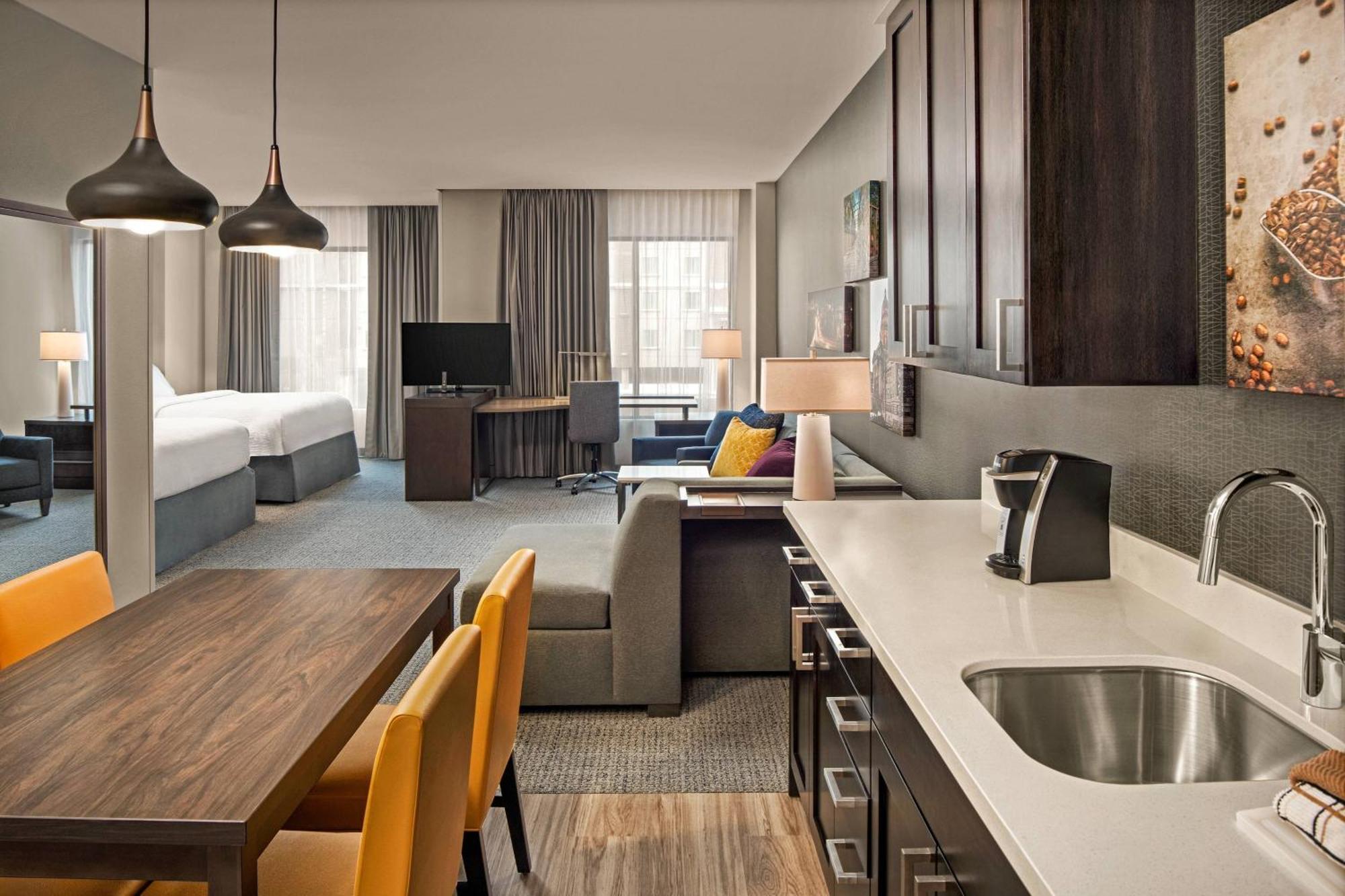 Hotel By Marriott Downtown Center Boise