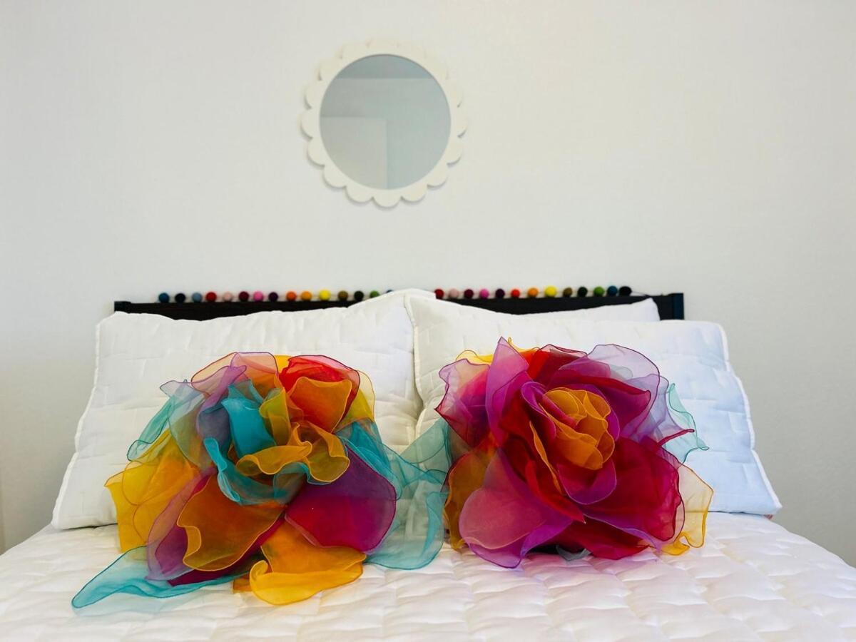 Holiday home Phoebe's Place - A Friends' Inspired Escape *