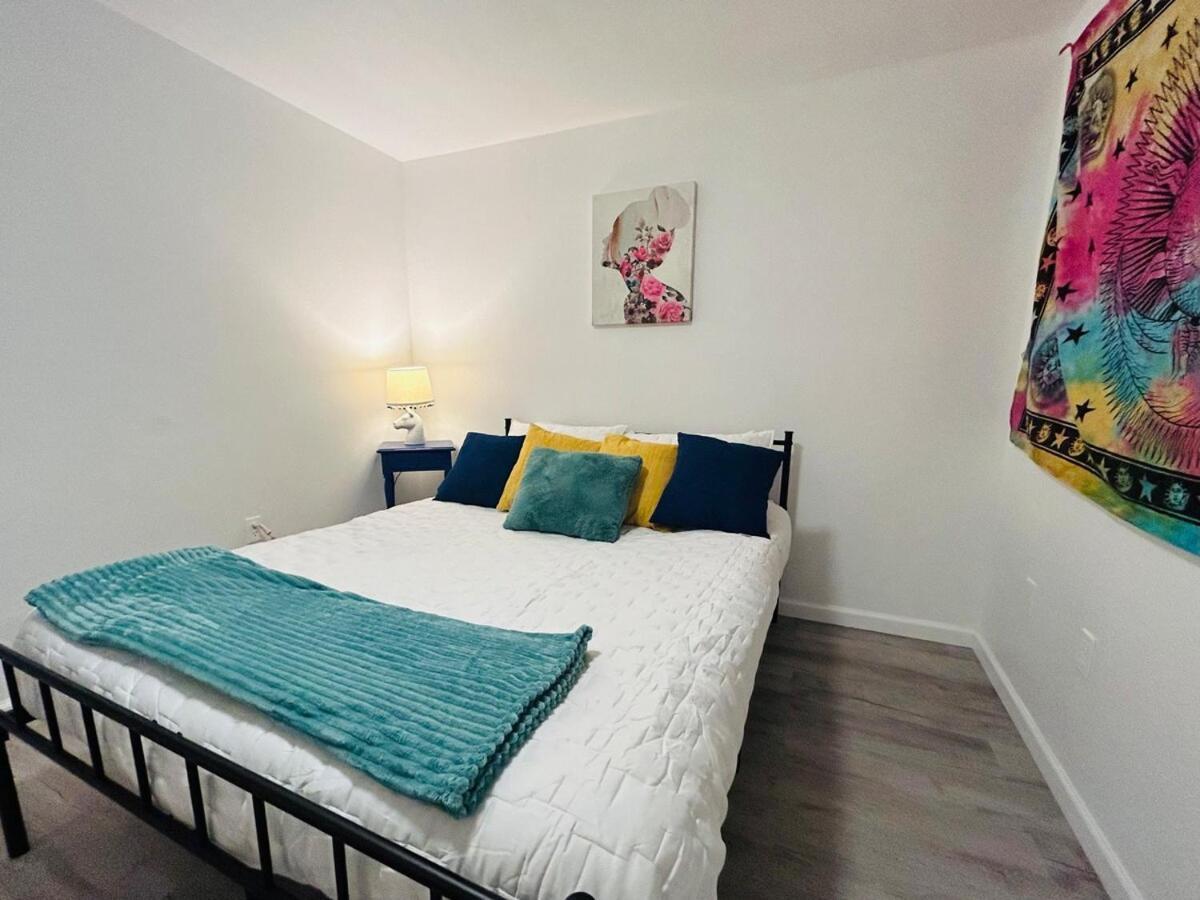 Phoebe's Place - A Friends' Inspired Escape *