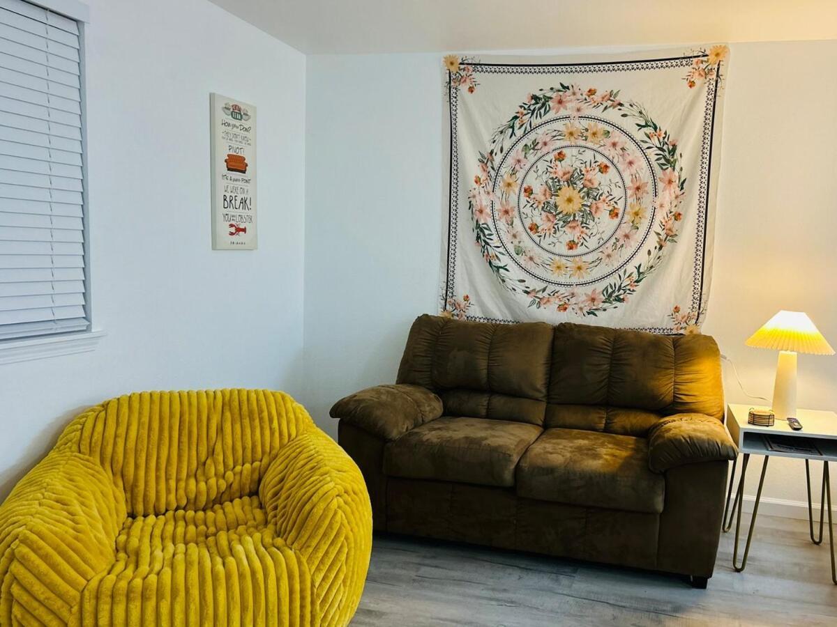 Phoebe's Place - A Friends' Inspired Escape Holiday home