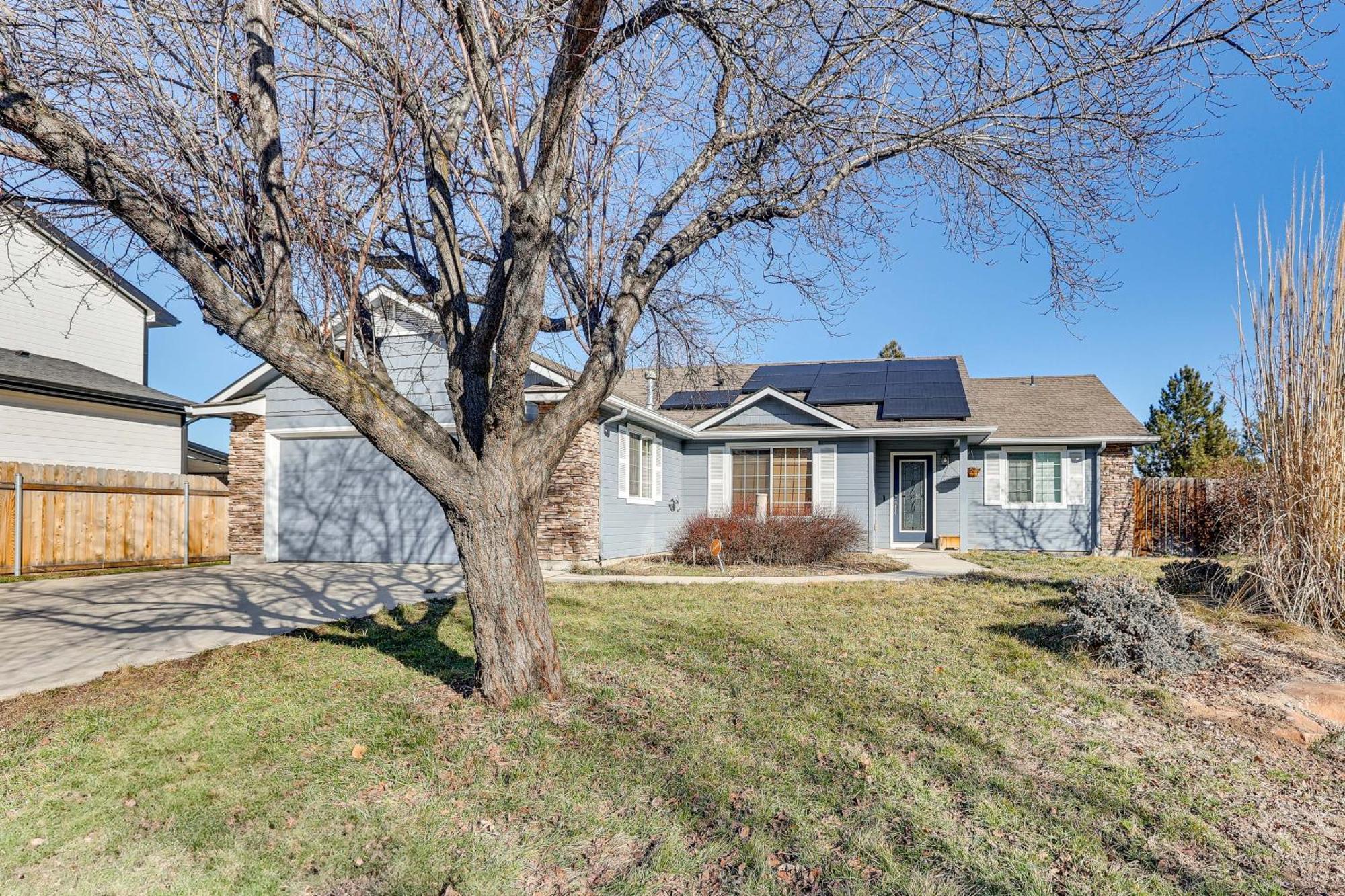1 Mi To Towne Square With Patio! *