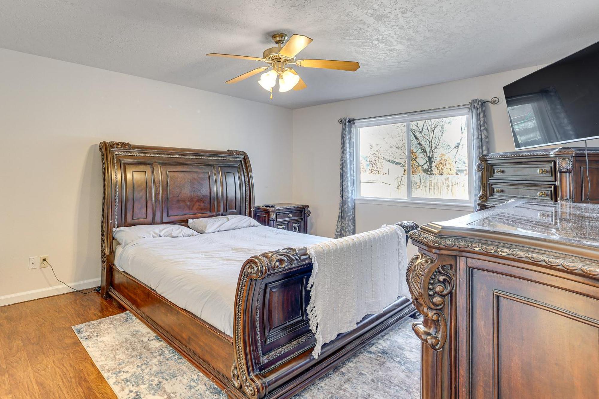 1 Mi To Towne Square With Patio! *