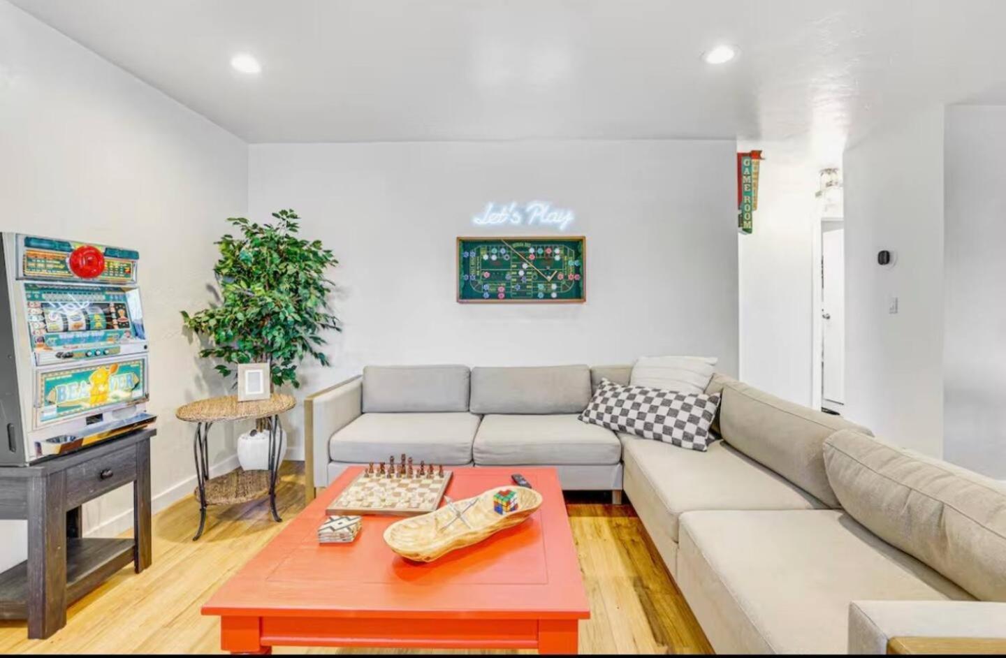Game Night Condo, Close To Bsu *