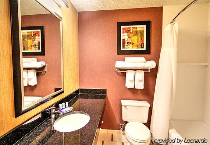 Fairfield Airport Hotel Boise